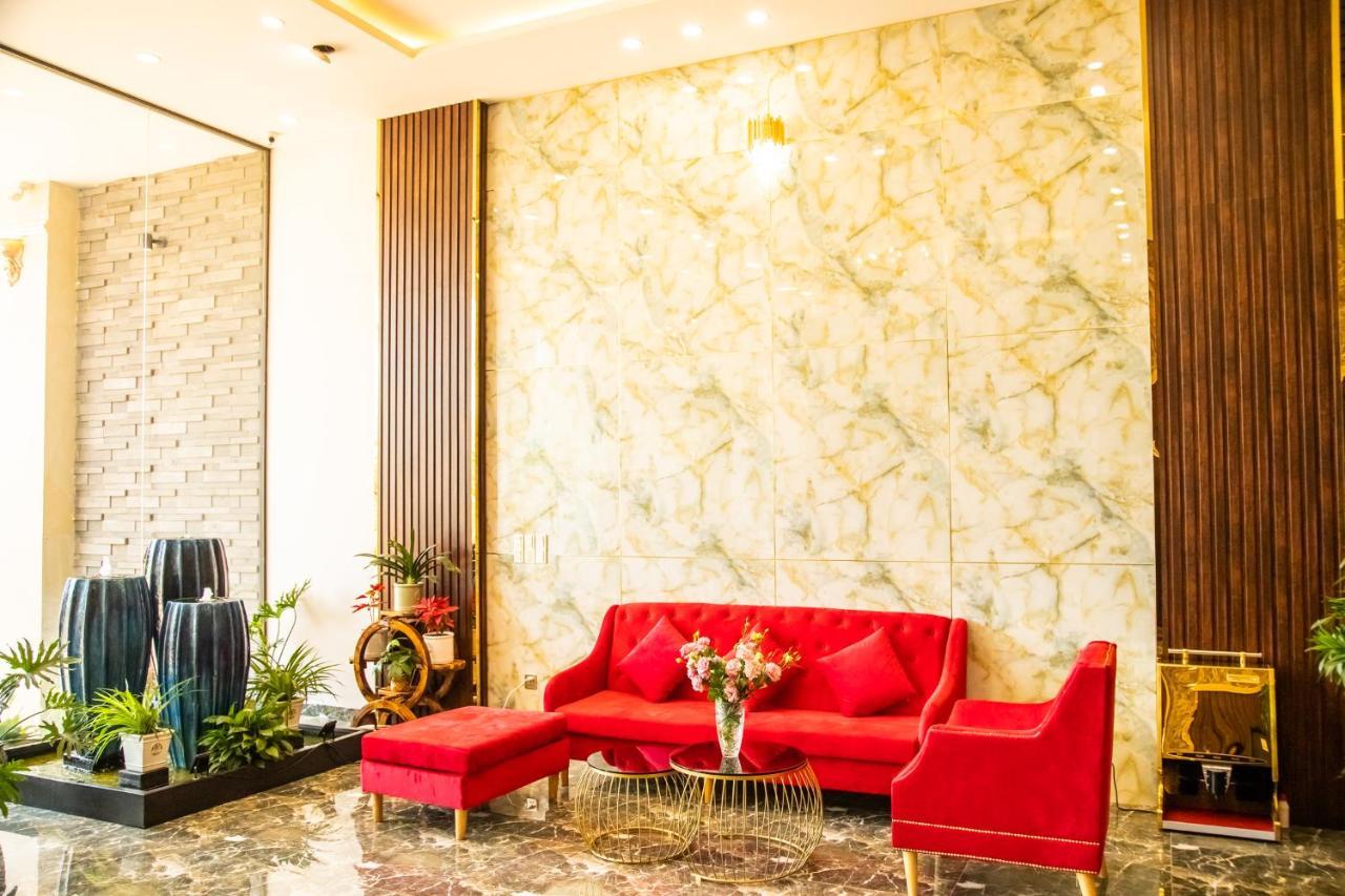 La Mia Lakeview Hotel Pleiku Luaran gambar