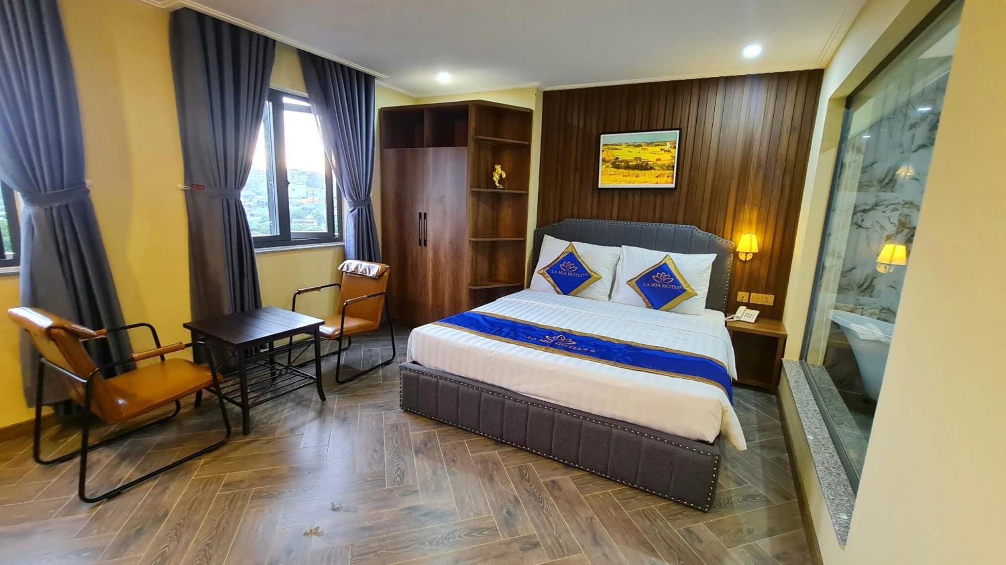 La Mia Lakeview Hotel Pleiku Luaran gambar