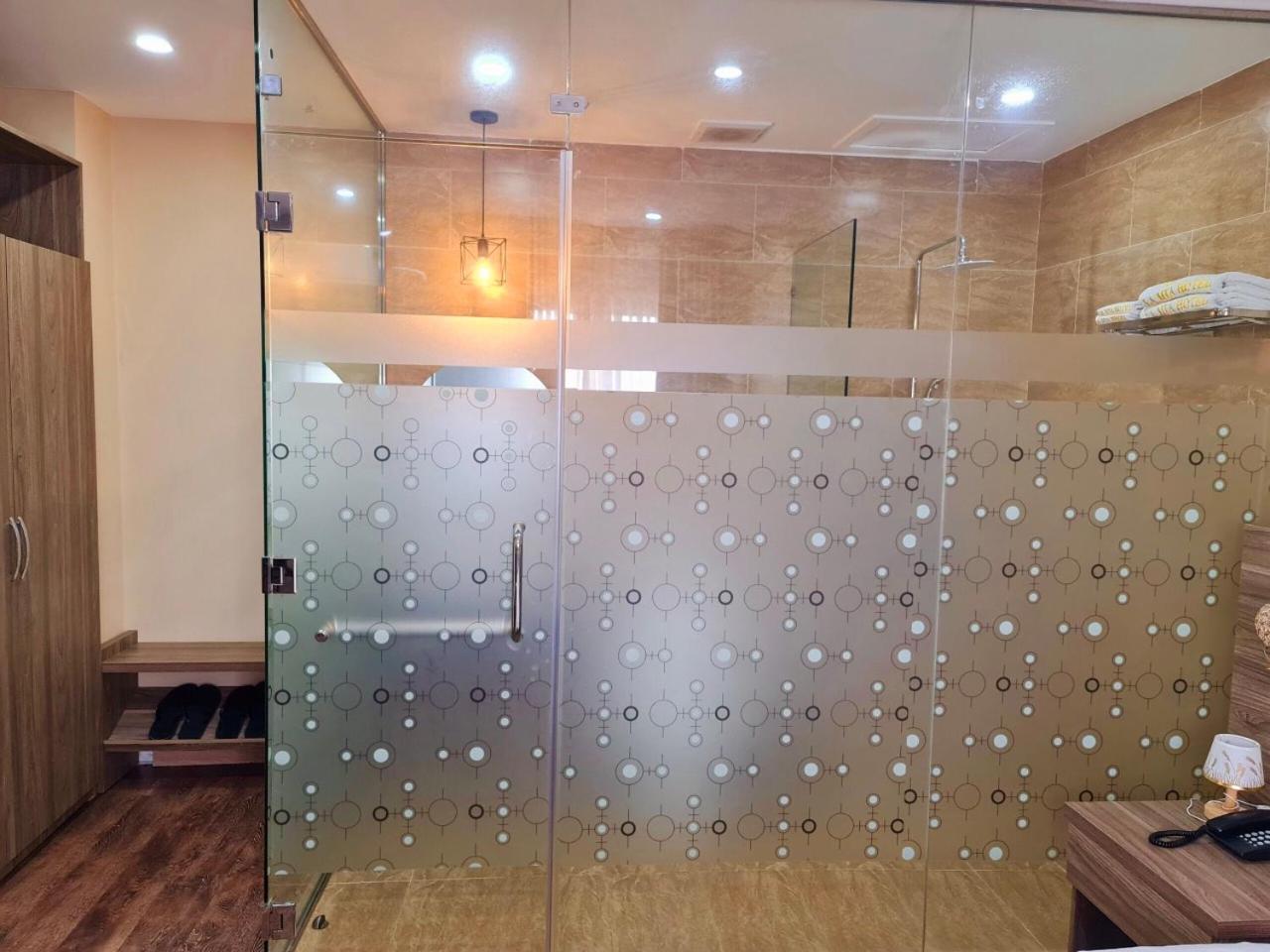 La Mia Lakeview Hotel Pleiku Luaran gambar